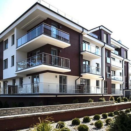 Apartament Elegance Yellow Rewal Bagian luar foto